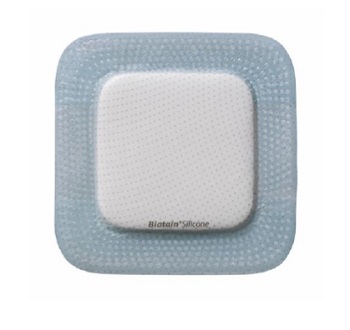 MEDICAZIONE BIATAIN IN SCHIUMA DI POLIURETANO CON BORDO ADESIVO IN SILICONE 10X30 CM 5 PEZZI - farmagiri